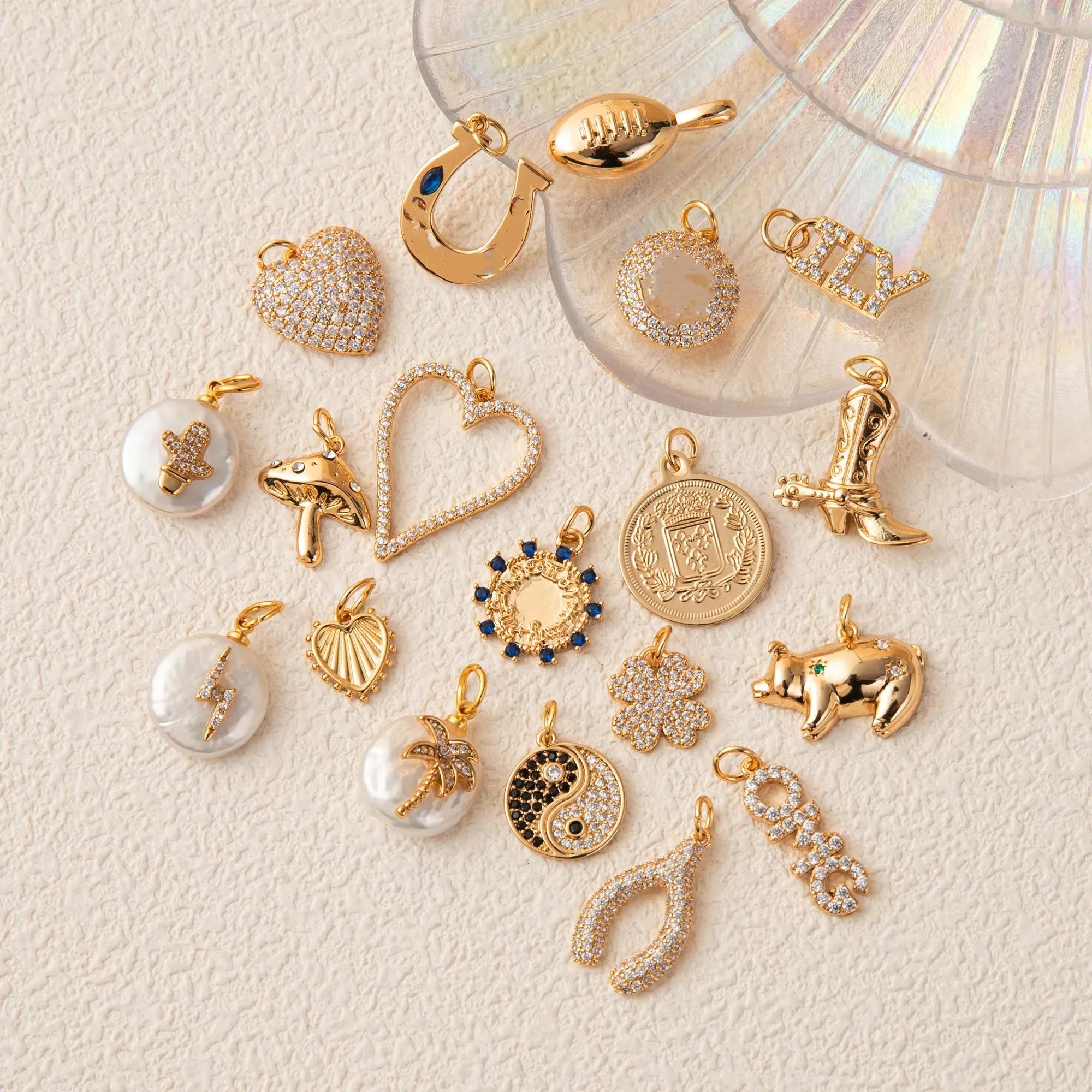 European & American Style Heart Horseshoe Pendant