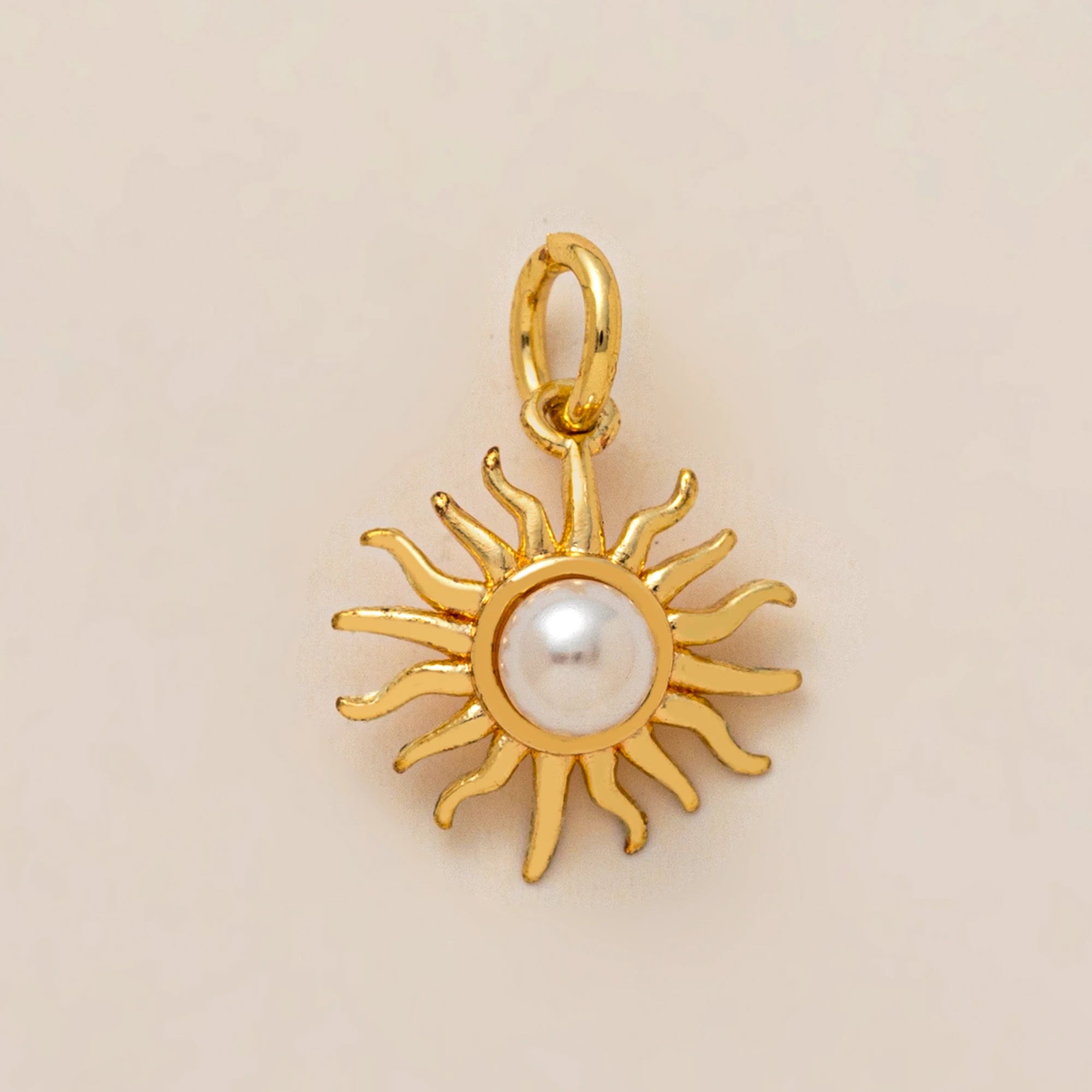 Heart-Shaped Ladybug Pendant Charm – 18K Gold Plated Stainless Steel DIY Jewelry